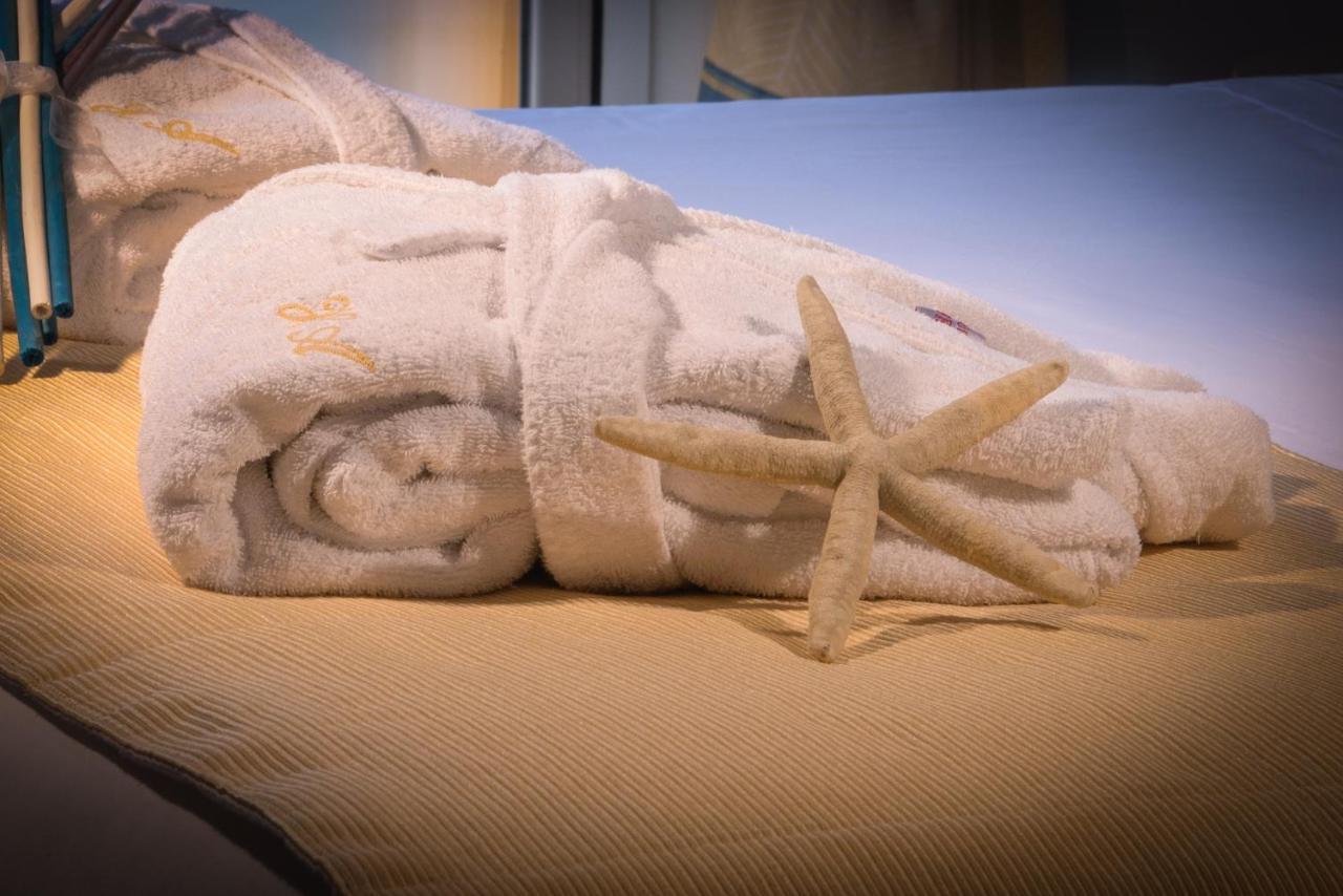 Hotel Albatros Varigotti Eksteriør bilde