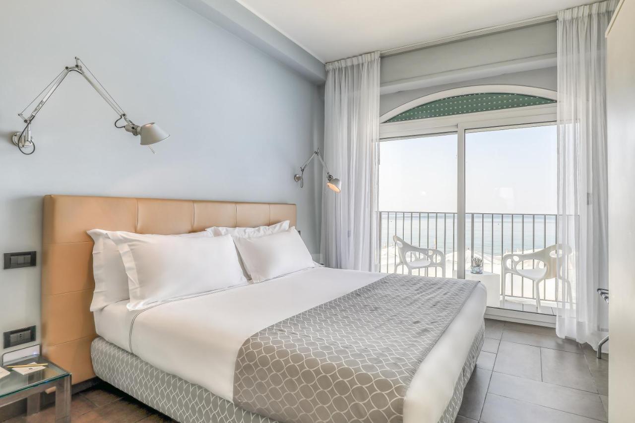 Hotel Albatros Varigotti Eksteriør bilde