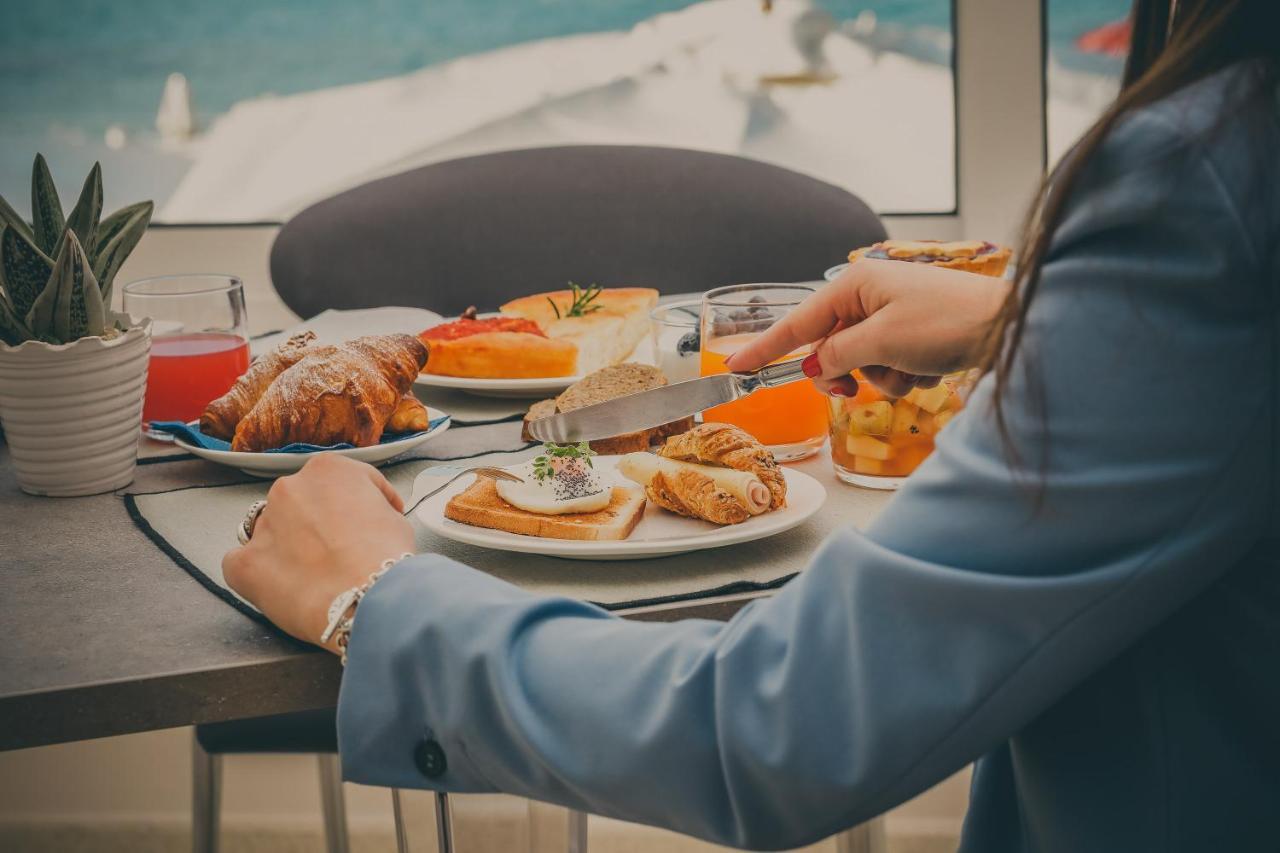 Hotel Albatros Varigotti Eksteriør bilde